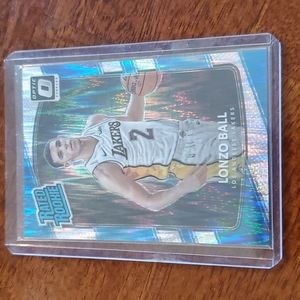 2017-18 Panini Donruss Optic Shock Flash Lonzo Ball Rated Rookie (RR) #1…
